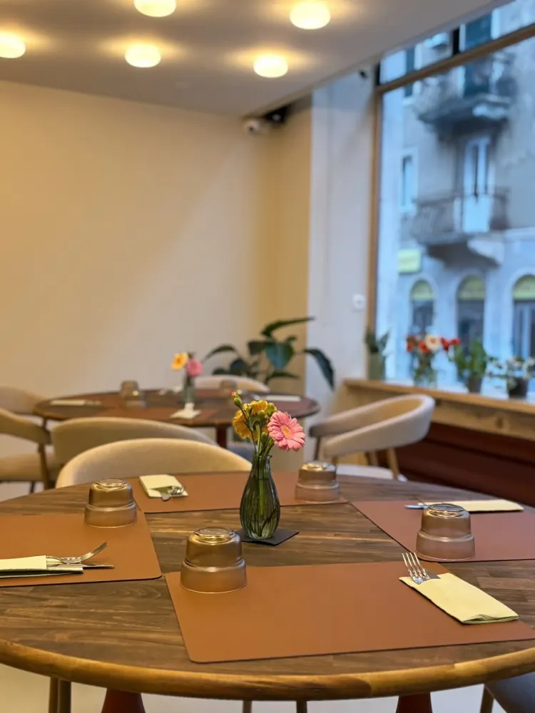 Madre bistro